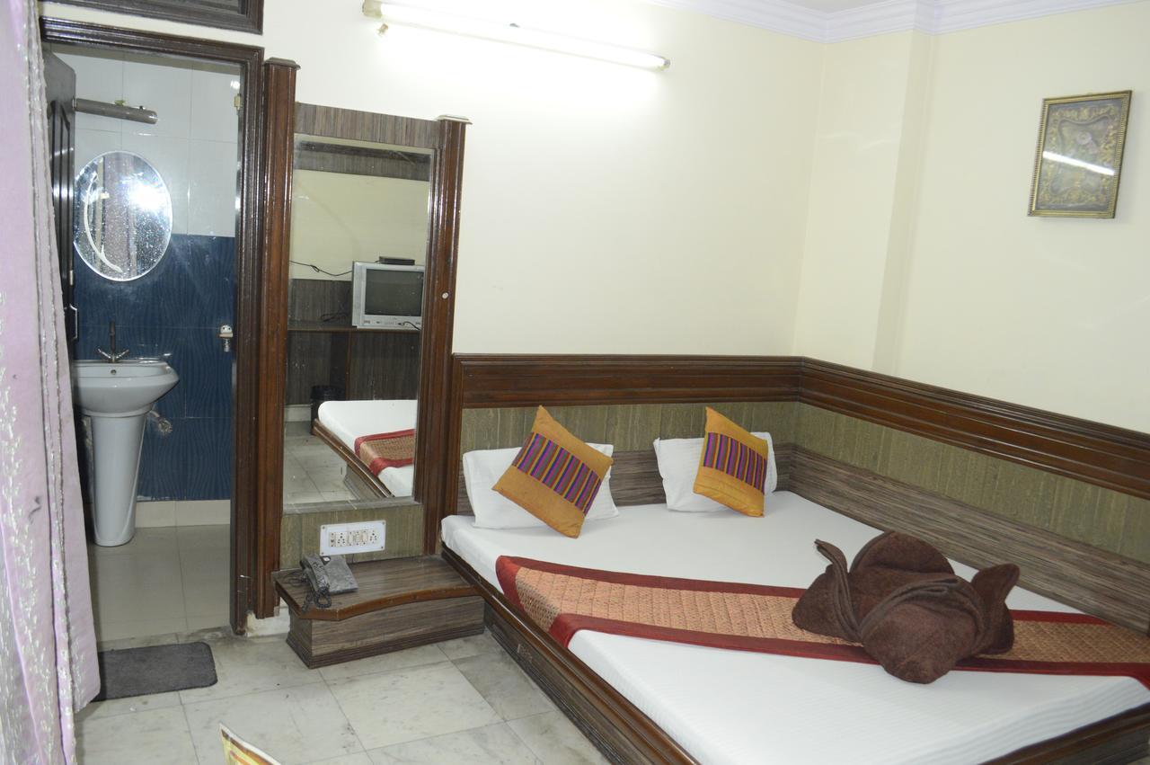 Hotel Yes Boss International- Awarded Best Hotel 2025 In Budget Category New Delhi Exterior photo