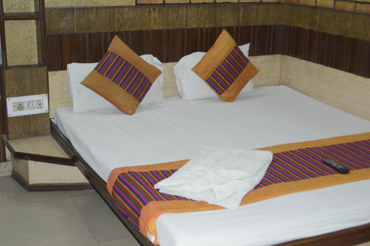 Hotel Yes Boss International- Awarded Best Hotel 2025 In Budget Category New Delhi Exterior photo